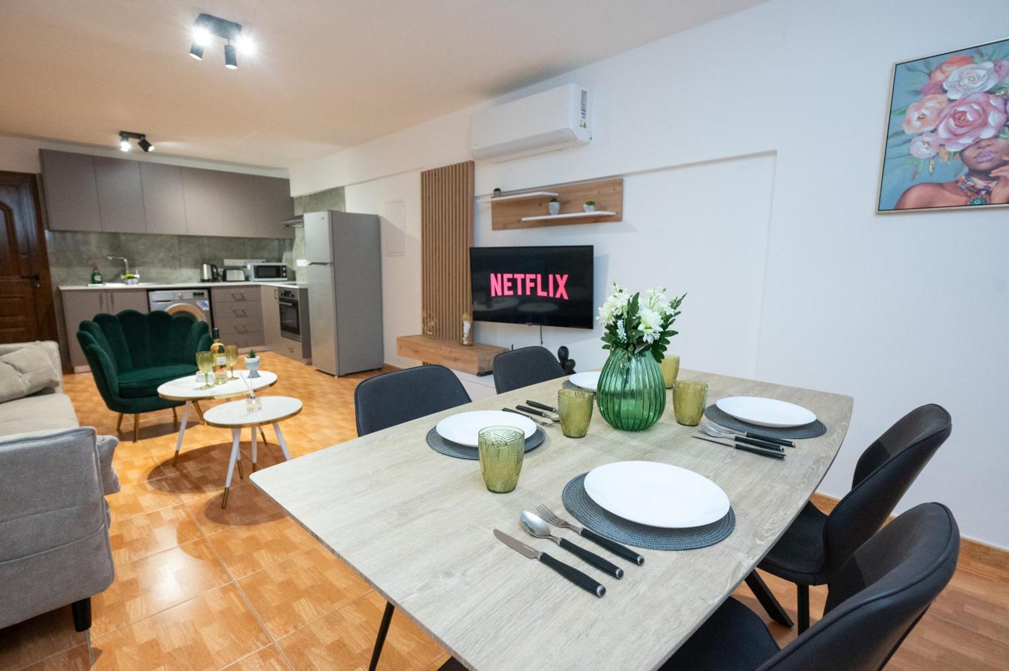 Napa Centrale Suites Ayia Napa Ngoại thất bức ảnh