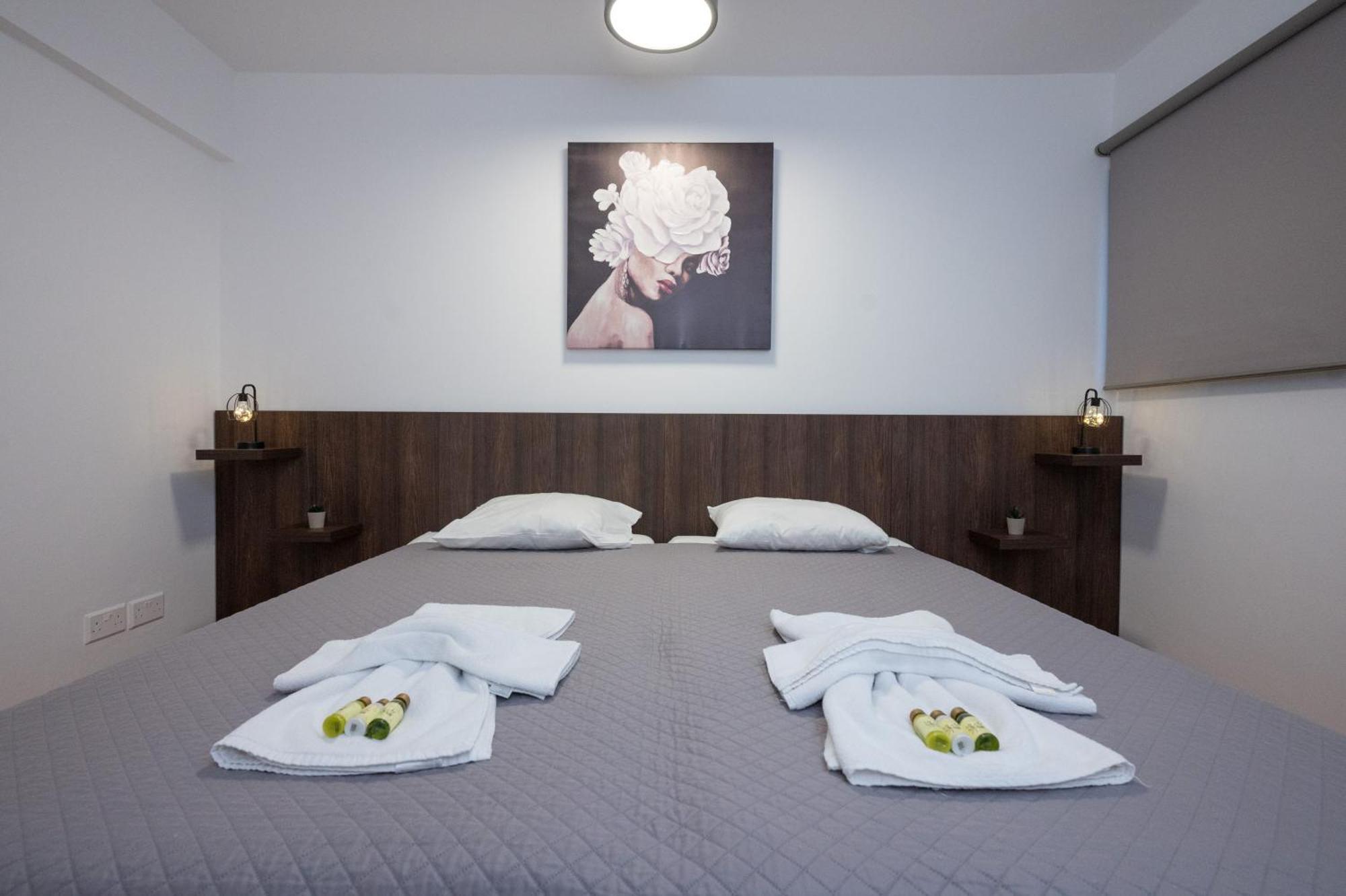 Napa Centrale Suites Ayia Napa Ngoại thất bức ảnh