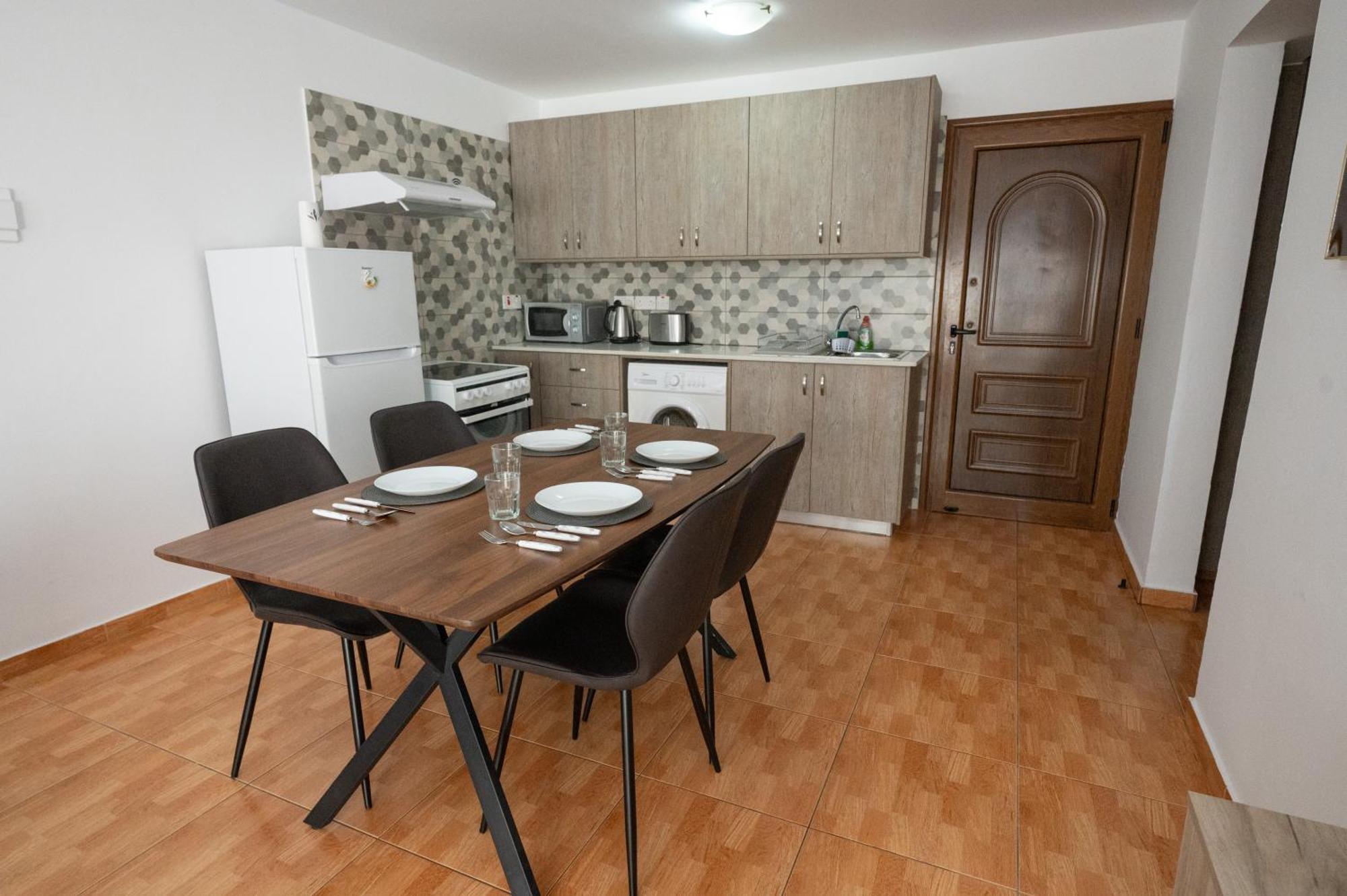 Napa Centrale Suites Ayia Napa Ngoại thất bức ảnh