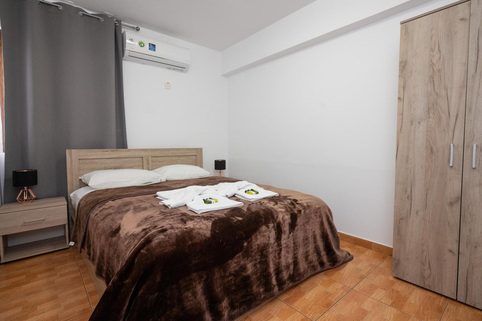 Napa Centrale Suites Ayia Napa Ngoại thất bức ảnh