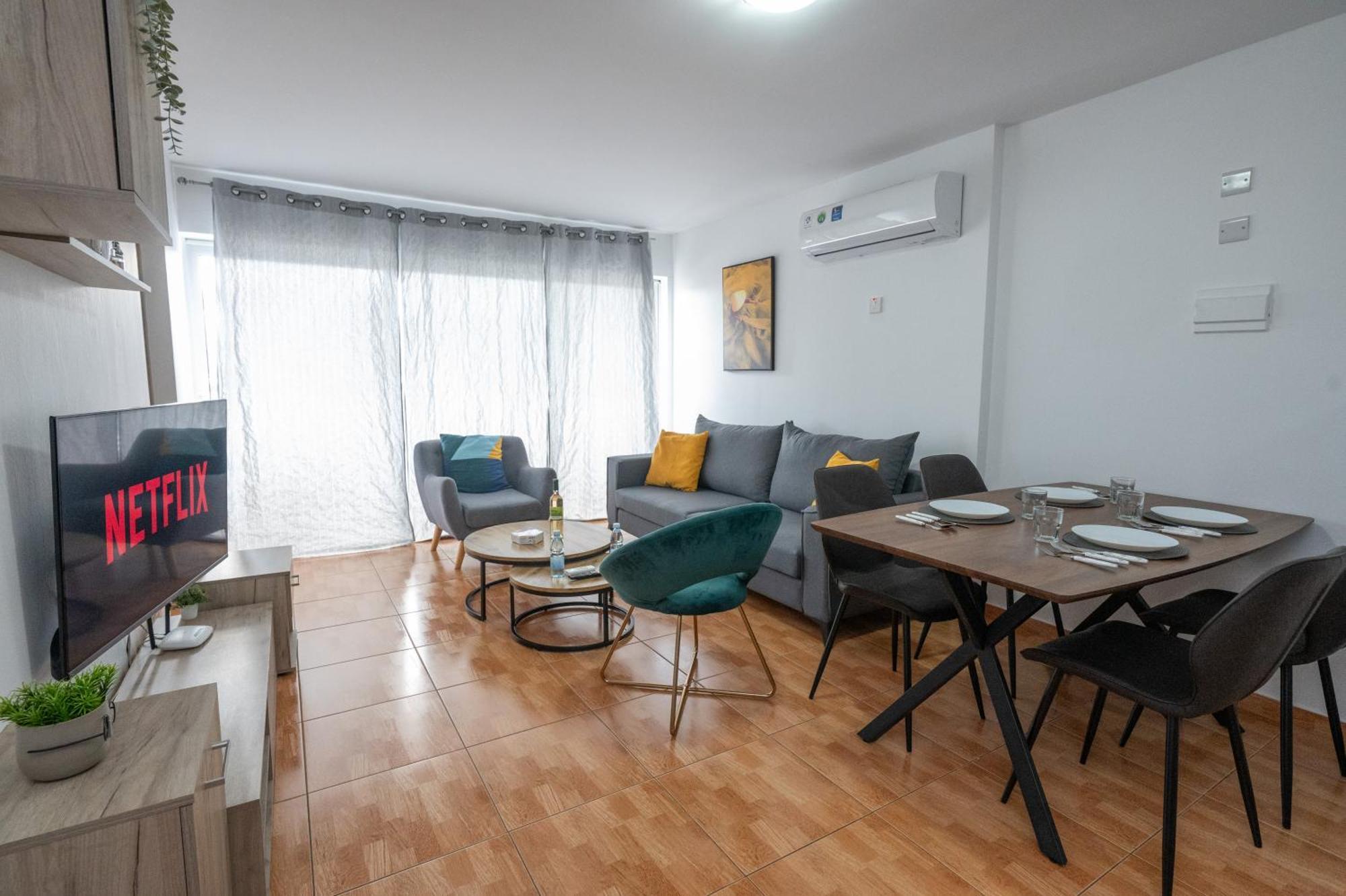 Napa Centrale Suites Ayia Napa Ngoại thất bức ảnh