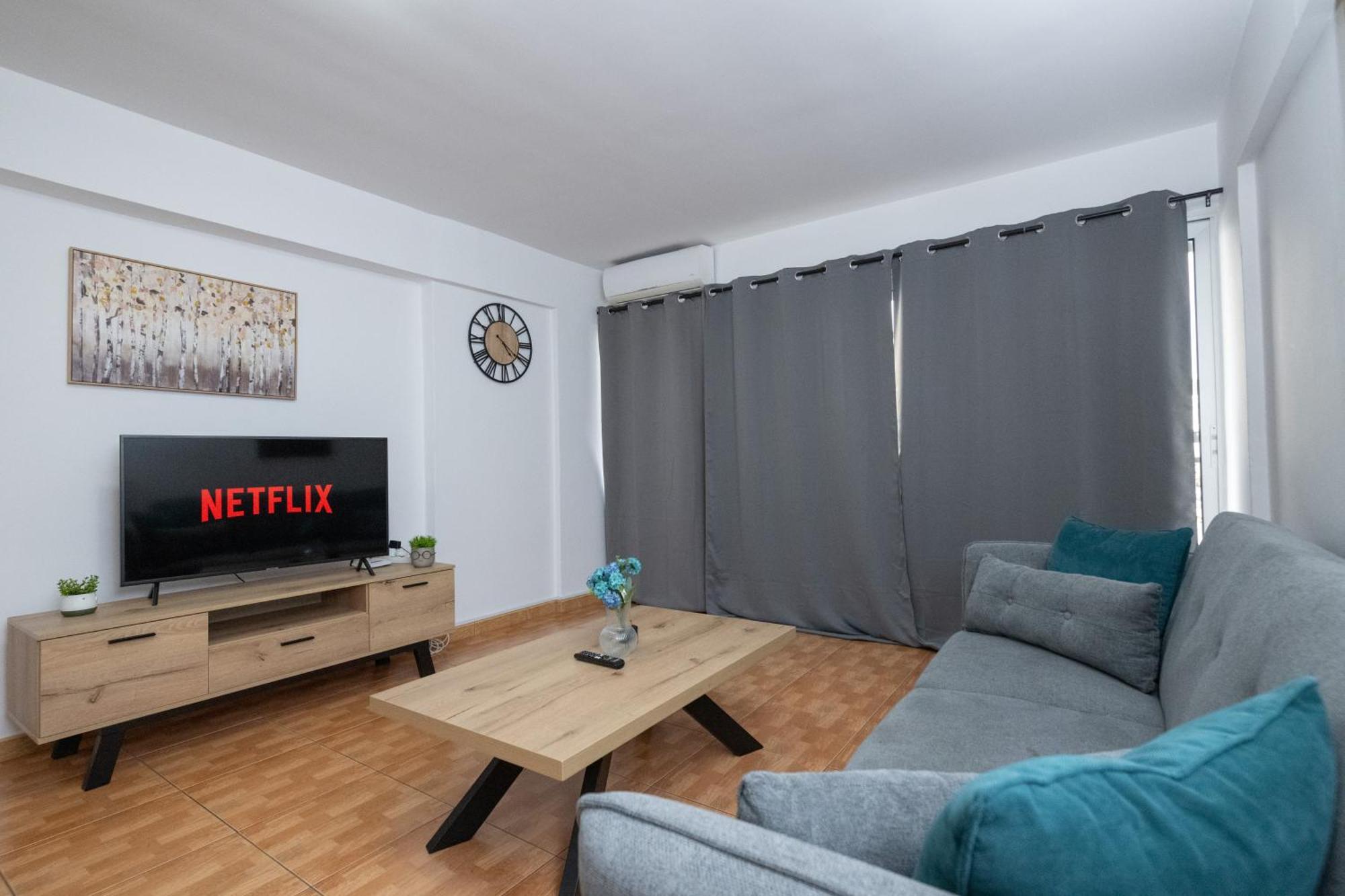 Napa Centrale Suites Ayia Napa Ngoại thất bức ảnh