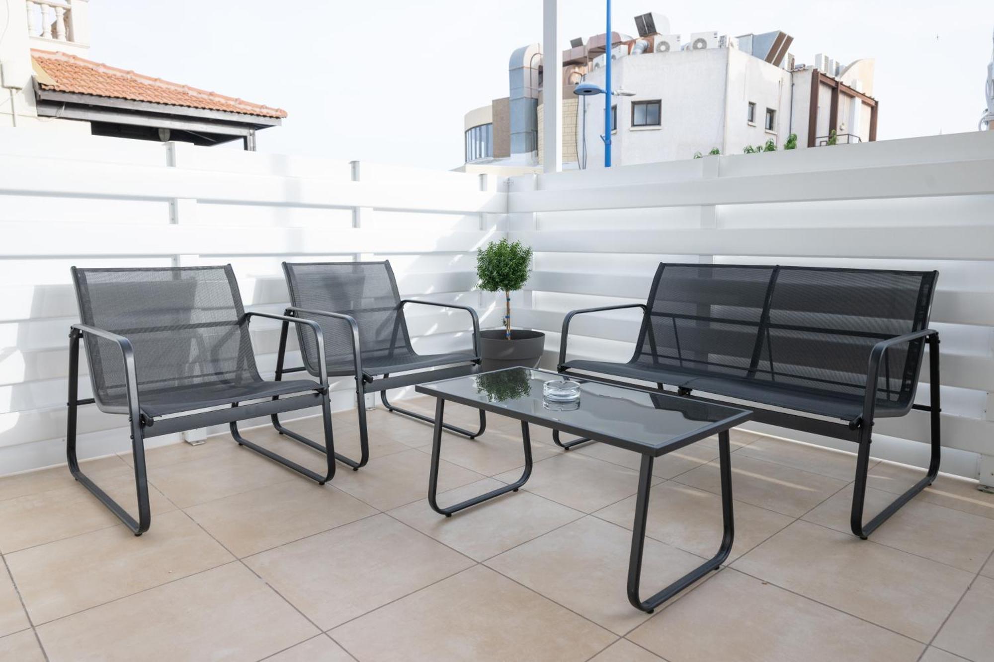 Napa Centrale Suites Ayia Napa Ngoại thất bức ảnh