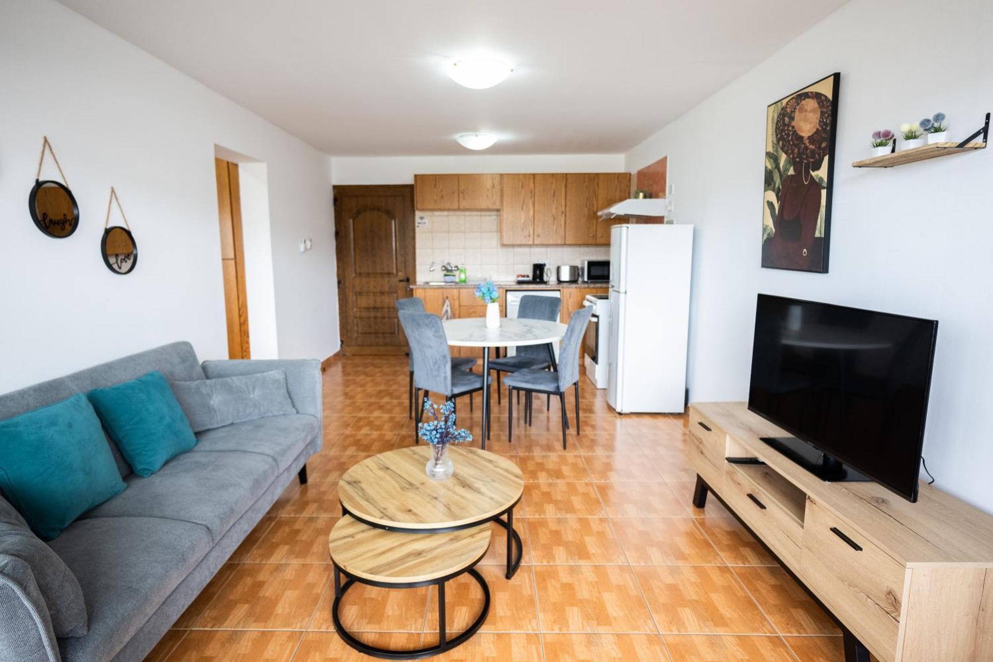 Napa Centrale Suites Ayia Napa Ngoại thất bức ảnh