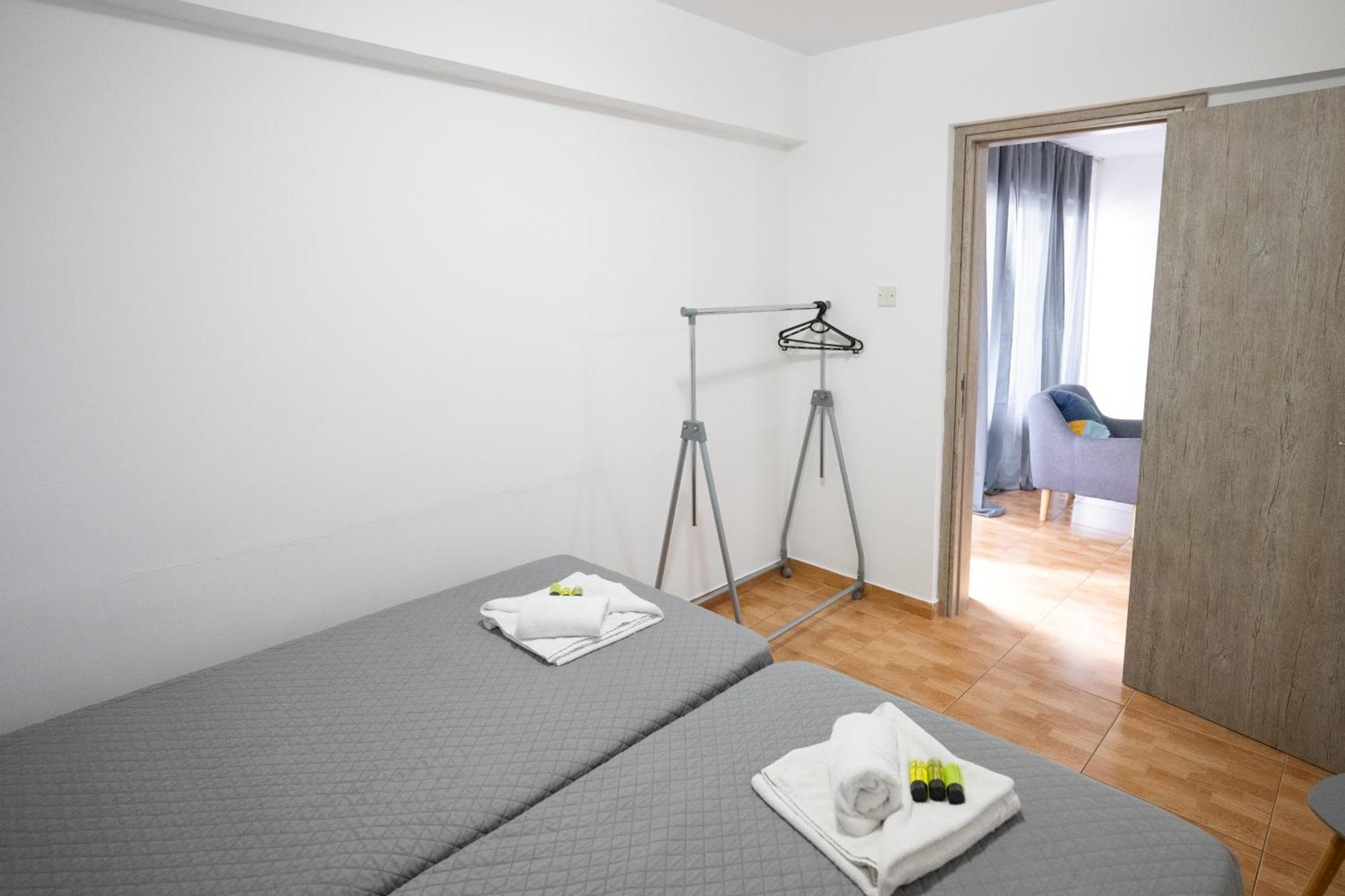Napa Centrale Suites Ayia Napa Ngoại thất bức ảnh