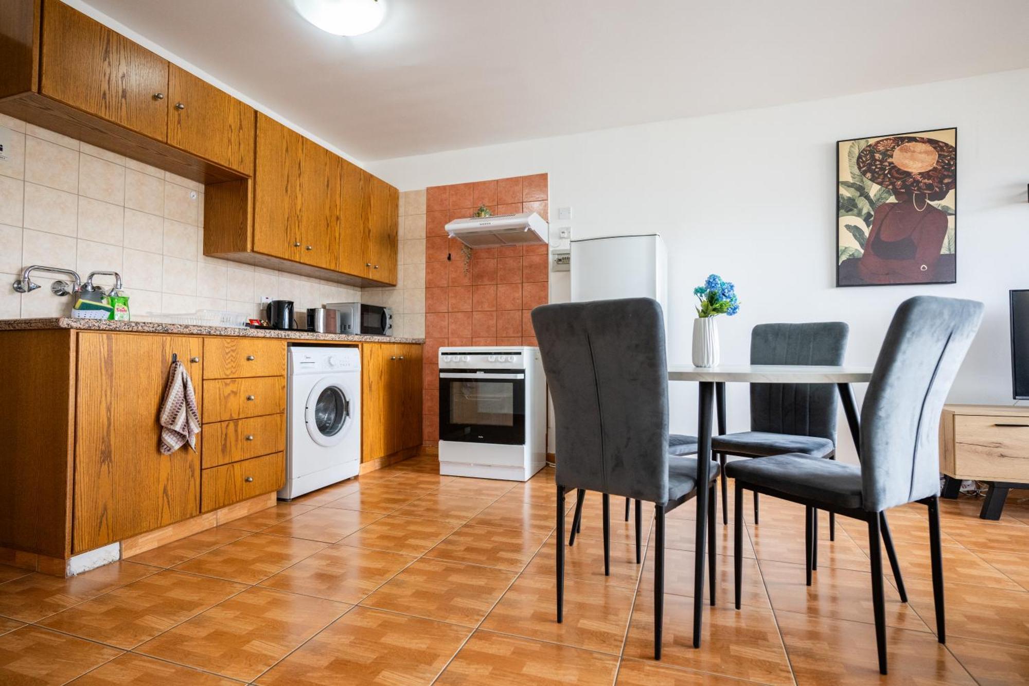 Napa Centrale Suites Ayia Napa Ngoại thất bức ảnh